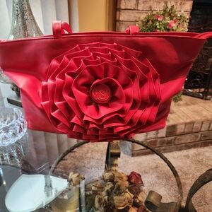 Chic Red Floral Shoulder Bag